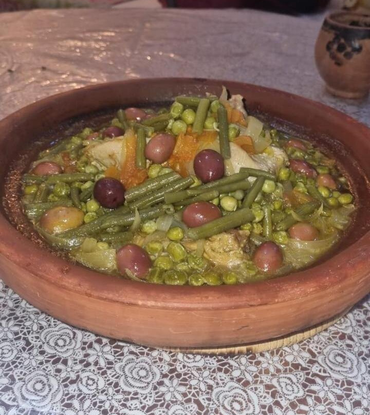 Qasabat Alhawt