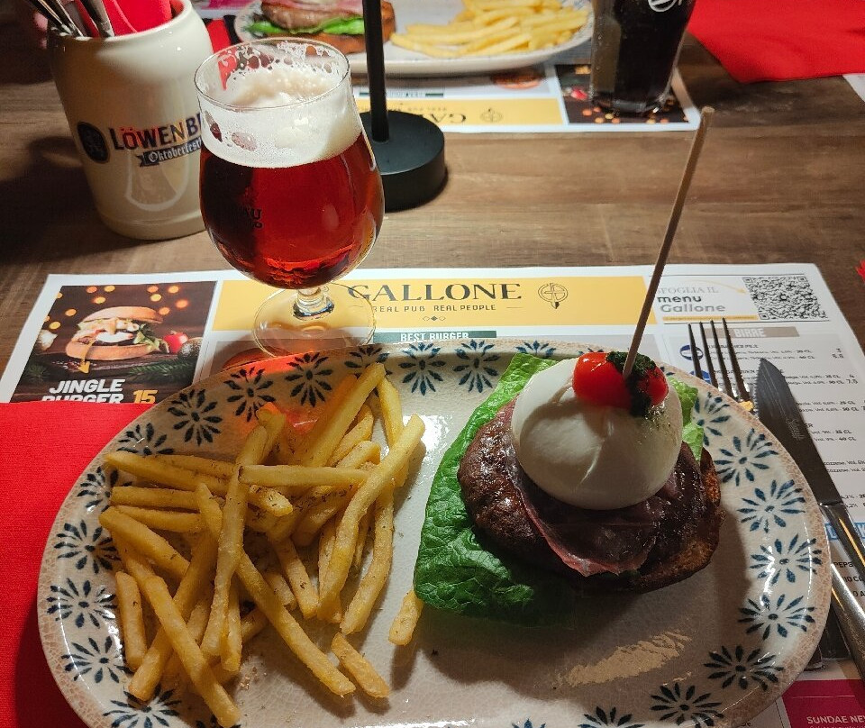 Gallone Real Pub