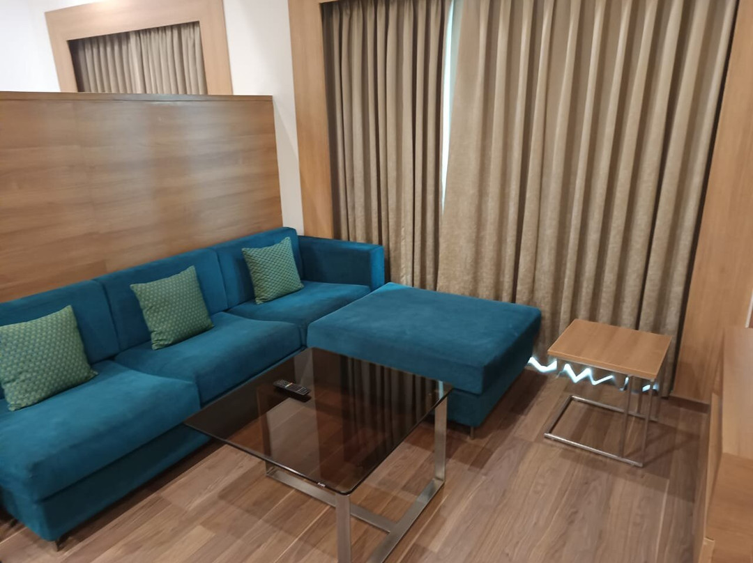 Lemon Tree Hotel, Sector 60, Gurugram主图