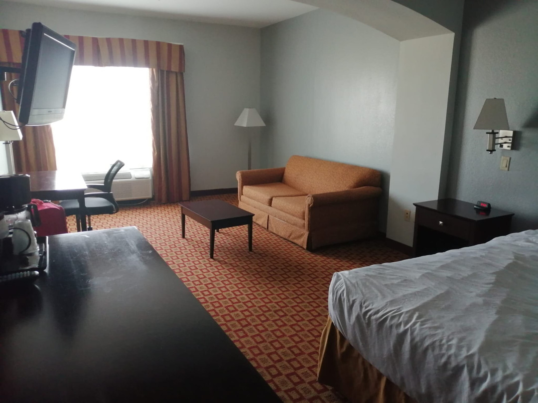 La Quinta Inn & Suites by Wyndham Alice主图