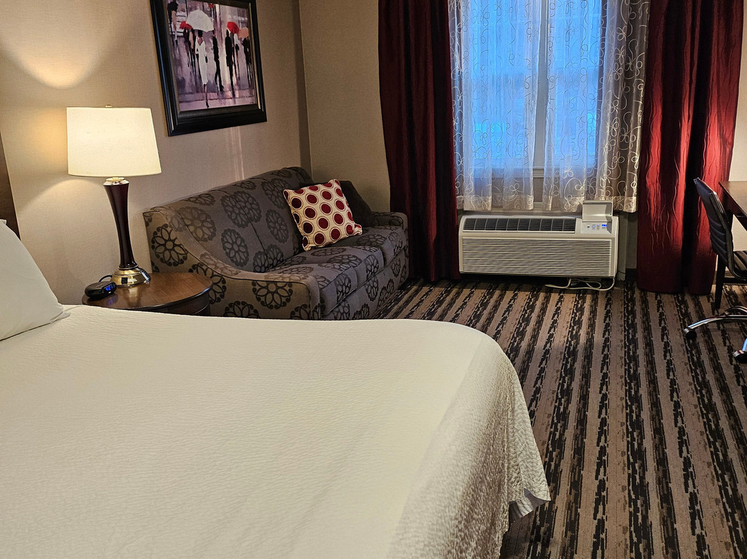 科罗尼尔酒店主图