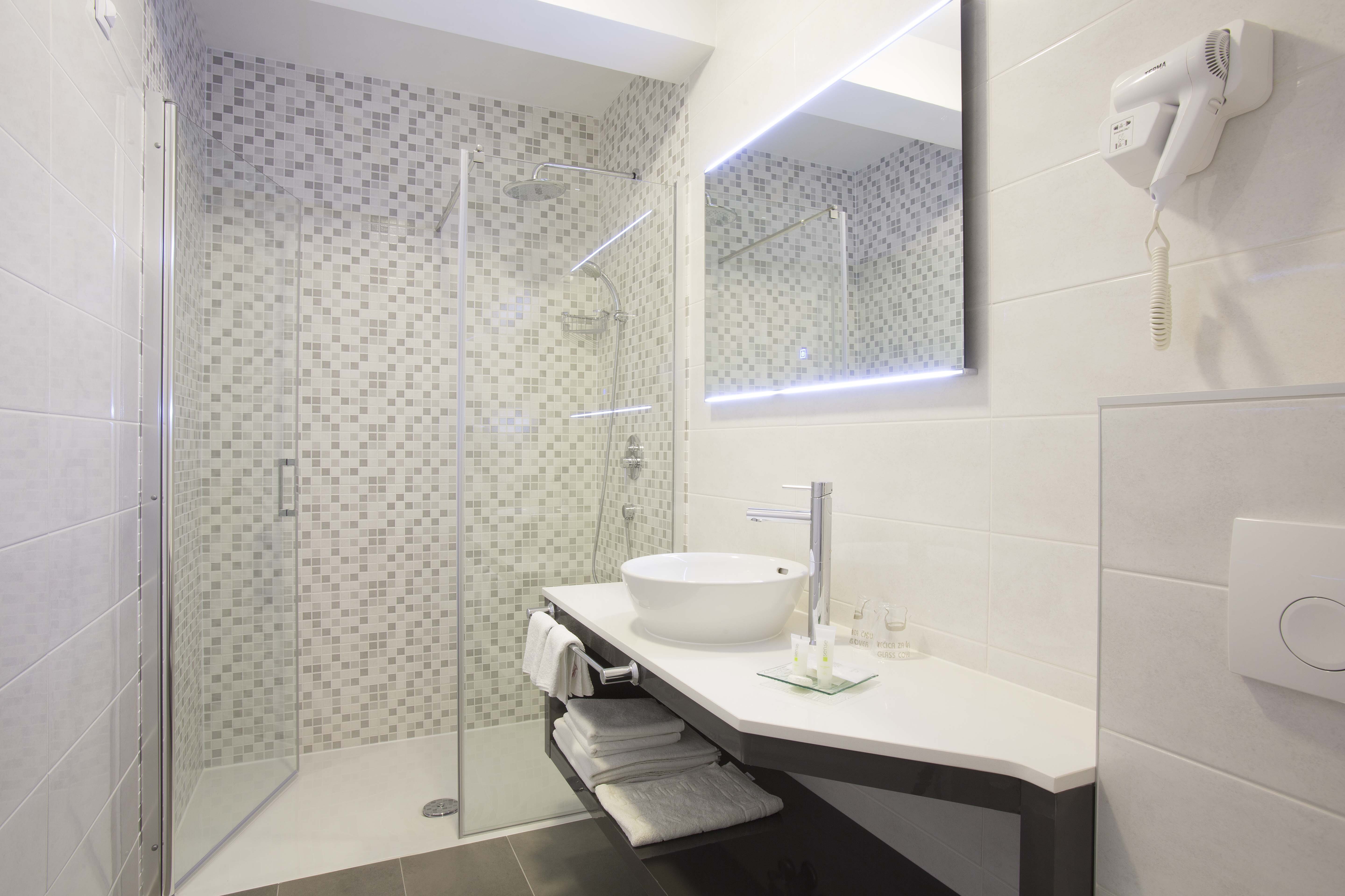 Boutique Hotel Intermezzo - Pag centre-浴室