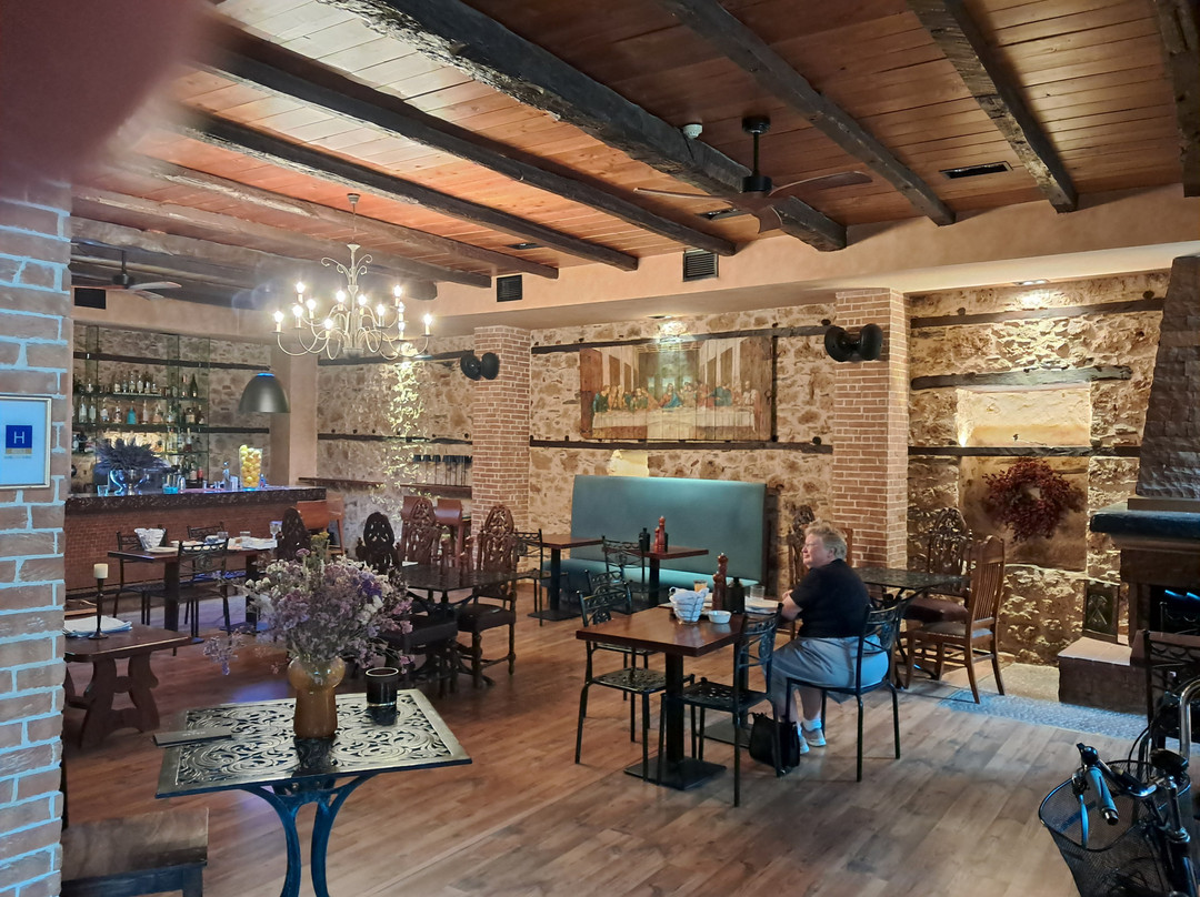 Palea Poli Hotel主图