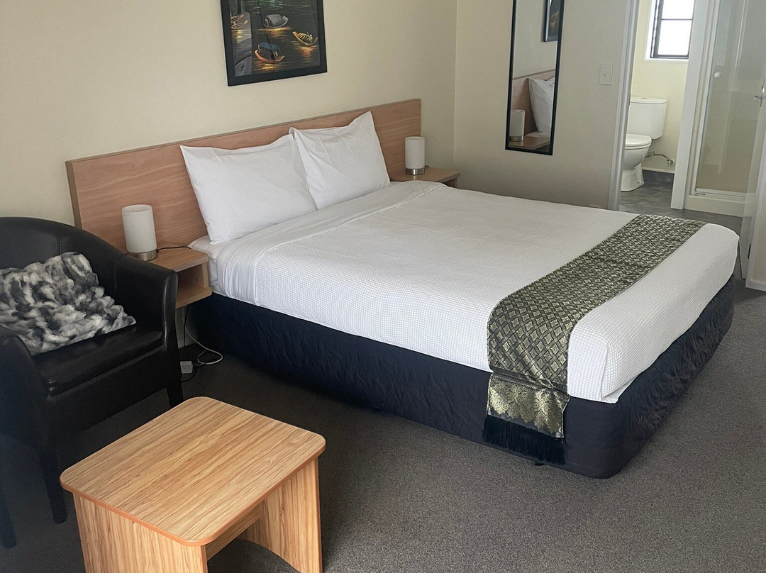 Tudor Lodge Motel主图