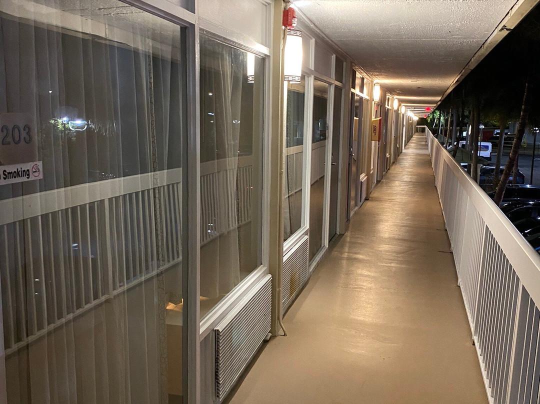 佛罗里达人酒店主图