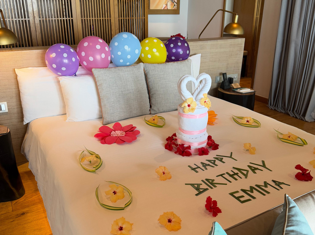 Emerald Faarufushi Resort & Spa主图