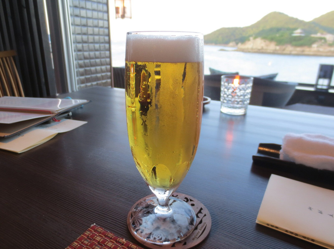 Migiwatei Ochikochi主图