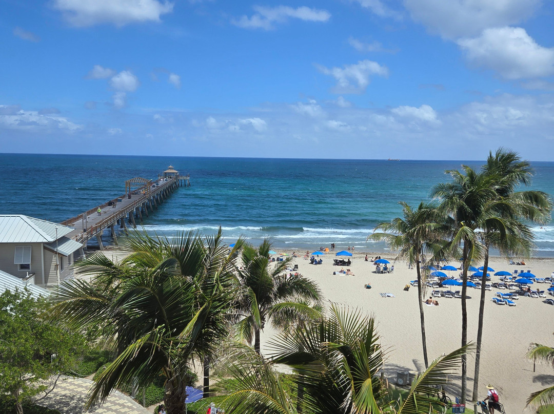 迪尔菲尔德海滩温德姆度假酒店主图