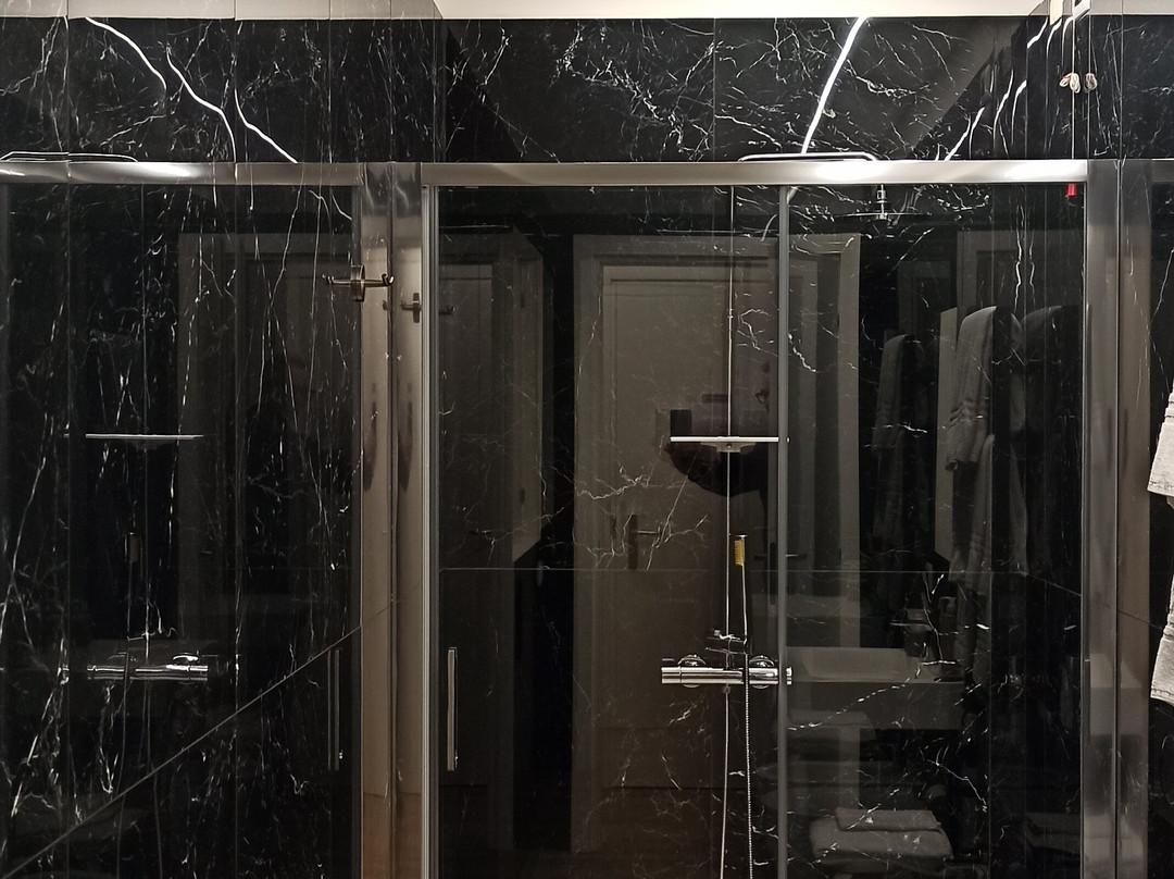 德利阿米奇酒店主图