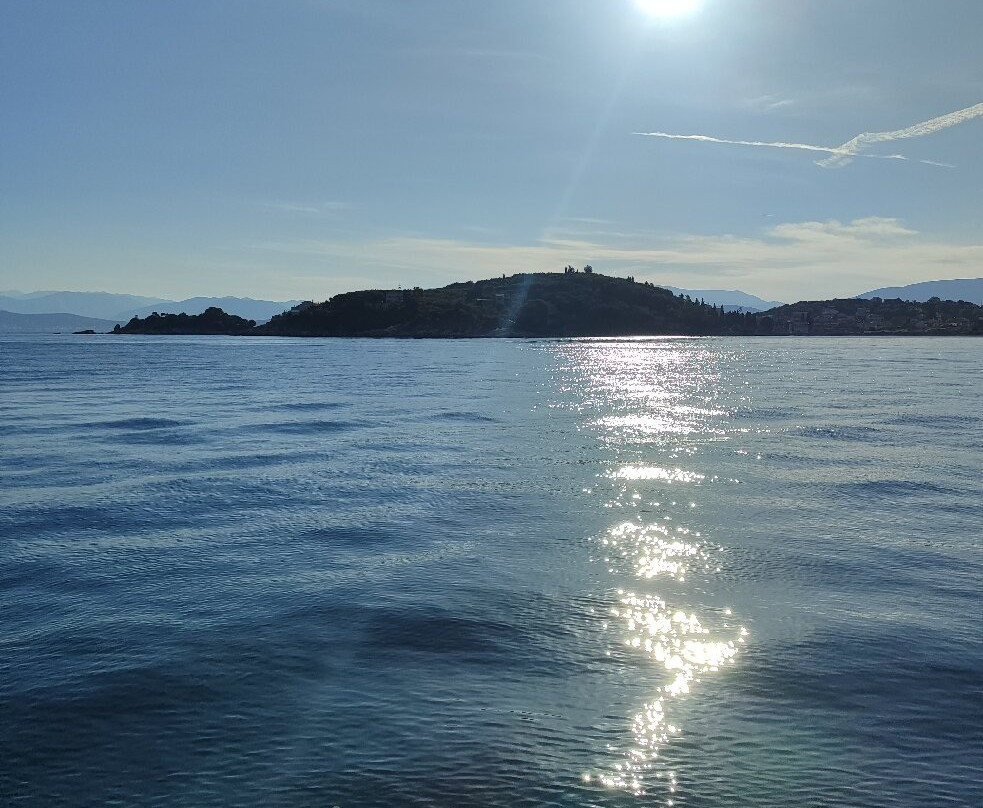 Dimitrios Apartments主图