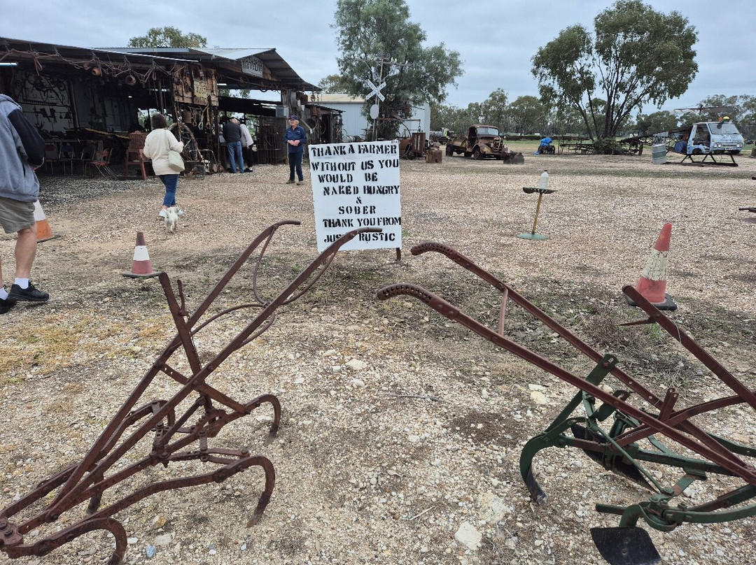 Just Rustic-Lightning Ridge必去景点