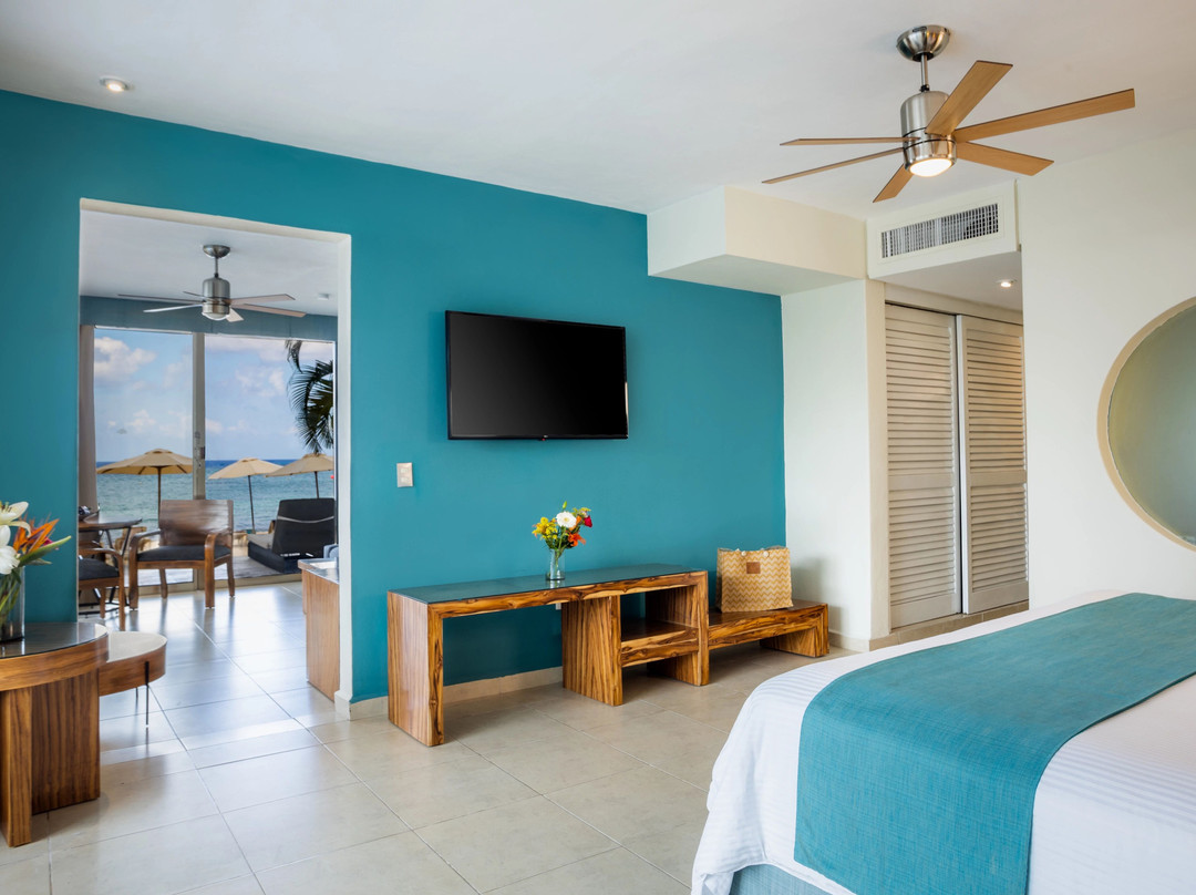 Secrets Aura Cozumel主图