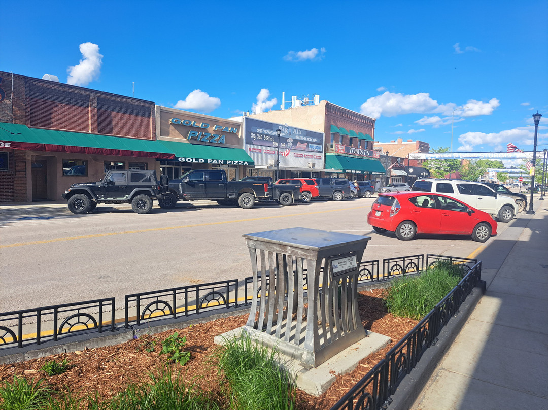 The Hotel Sturgis主图