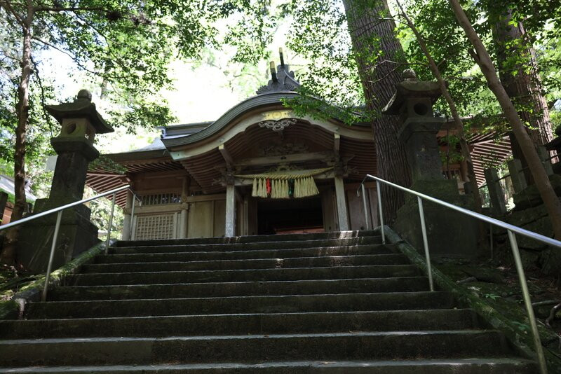 Kushifuru Shrine景点图片