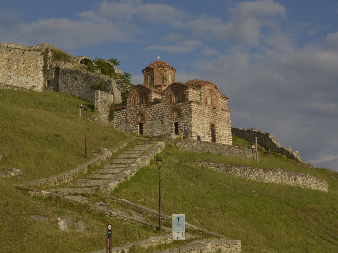Albanian Amazing Tours-培拉特必去景点