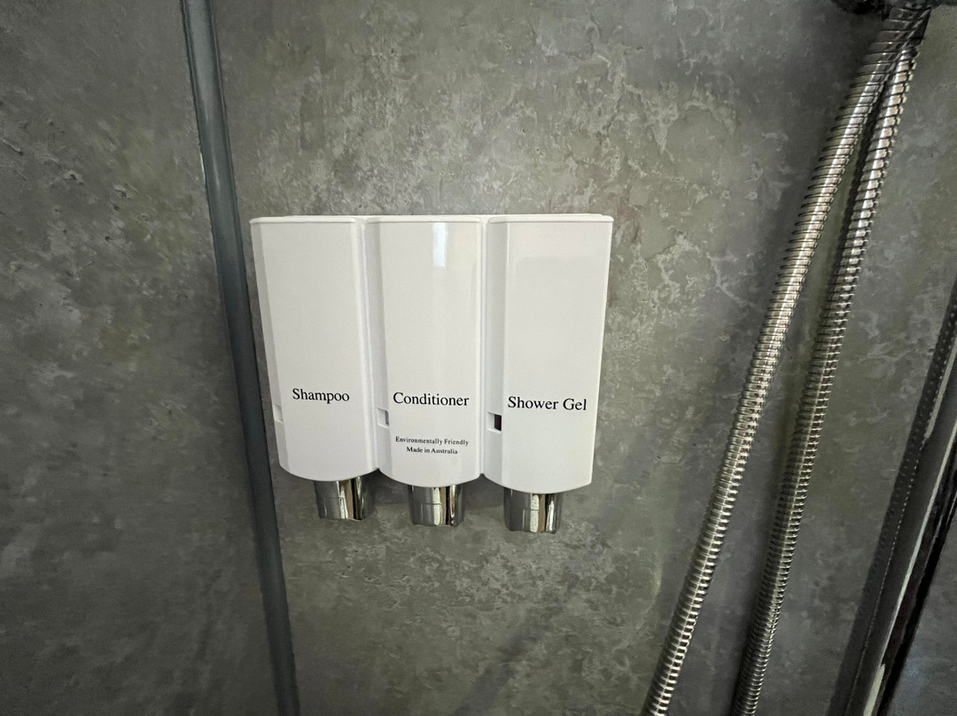 Riverland Motel主图