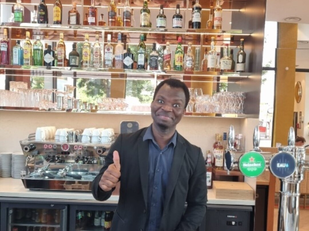 Kyriad Prestige Asnières Sur Seine