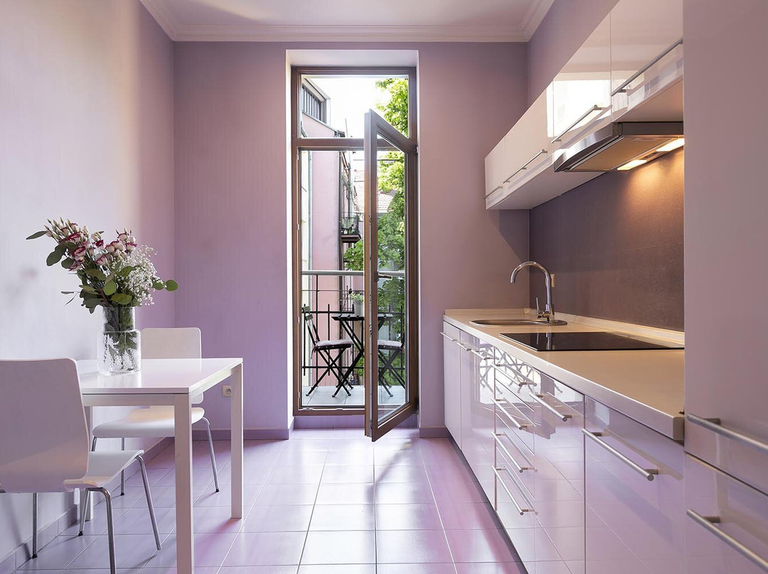 丽茵公寓式酒店主图