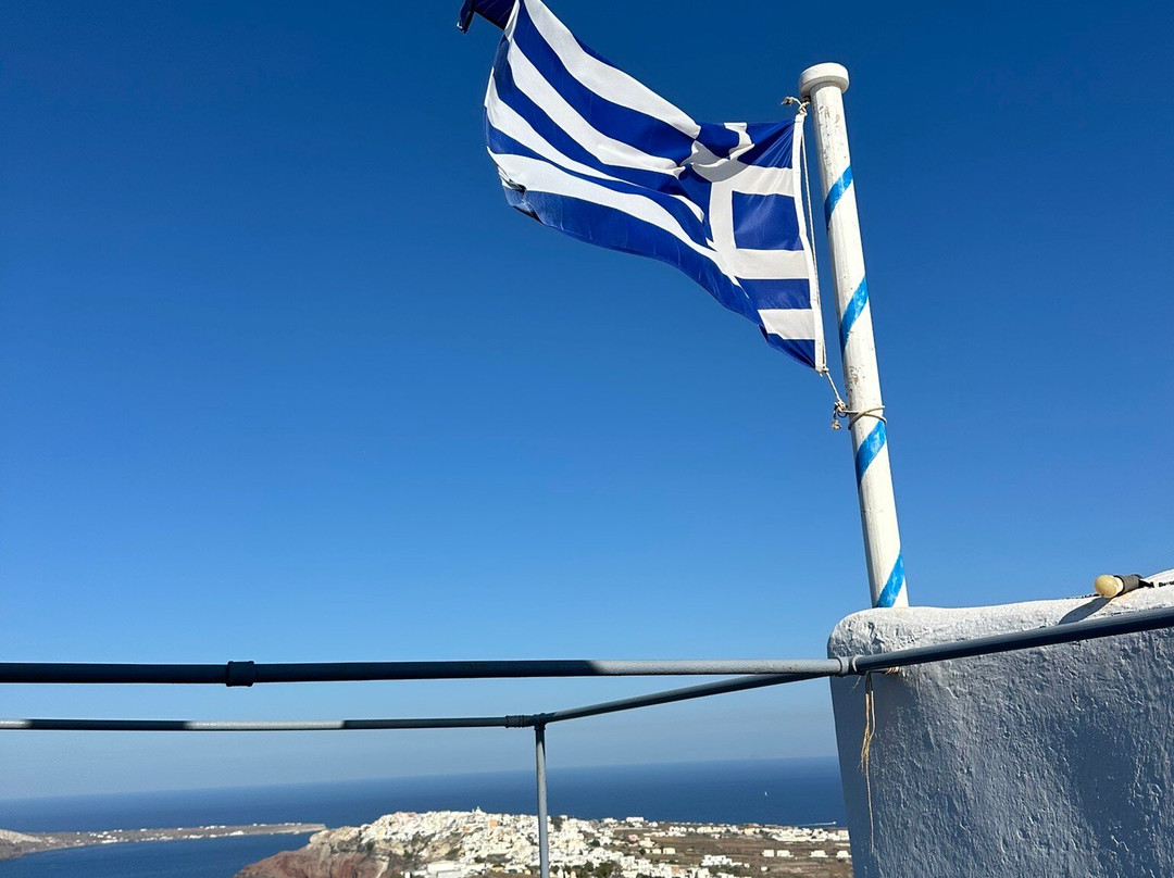 Santorini-travel-菲洛士帖法尼必去景点