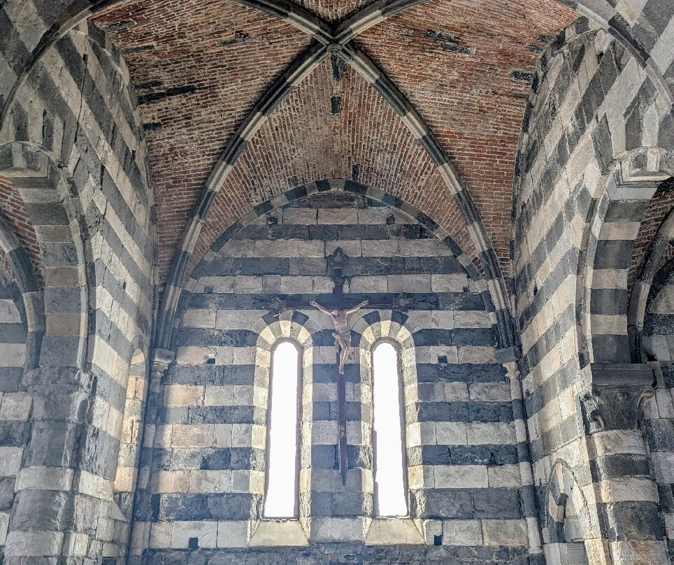 San Pietro Church-韦内雷港必去景点