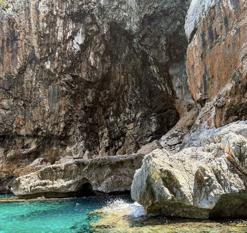 Karmar noleggio gommoni-Marina di Orosei必去景点