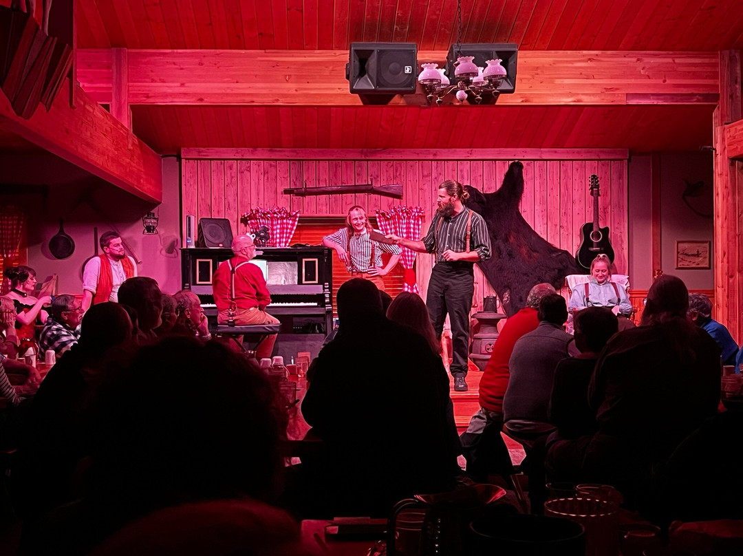 Alaska Cabin Nite Dinner Theatre-德纳利国家公园和自然保护区必去景点