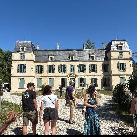 Alice au pays des Paons-阿维桑必去景点