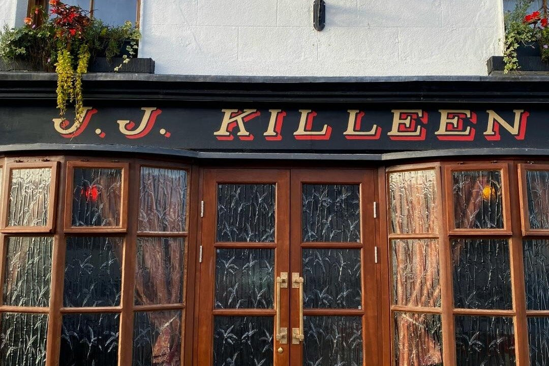 JJ Killeen's Traditional Village Tavern  Shopping Experience and Seven Churches Whiskey experience.