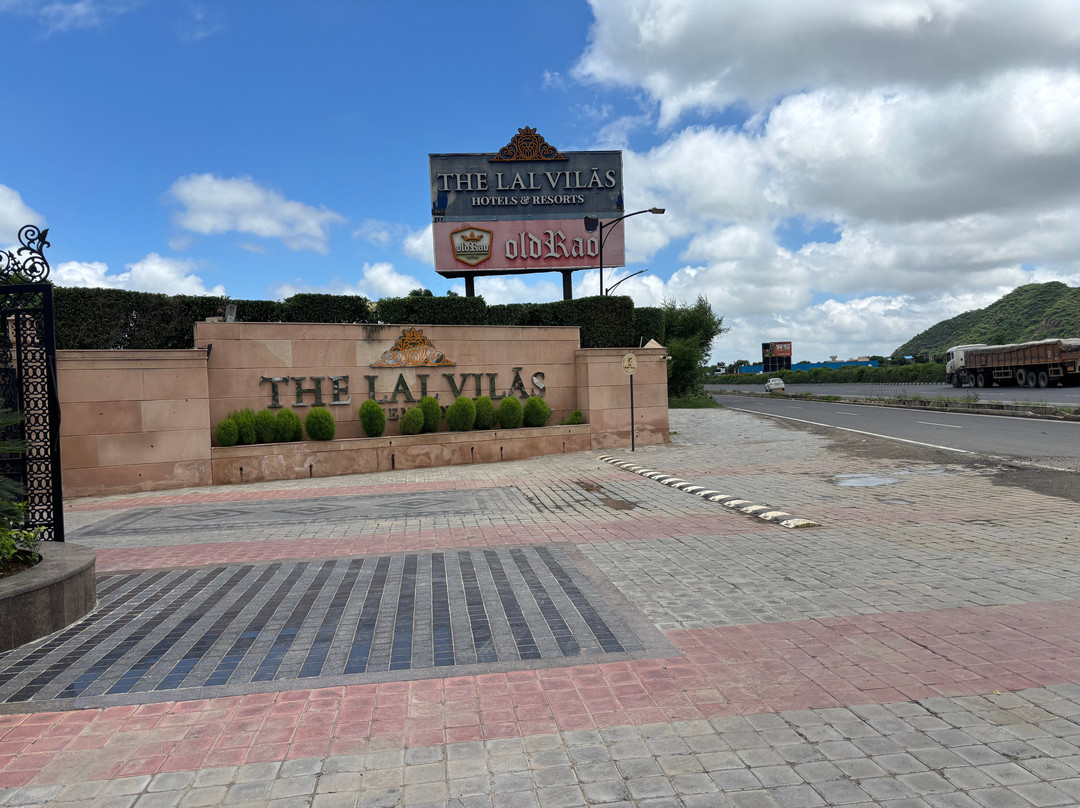 The Lal Vilas Hotels & Resorts主图