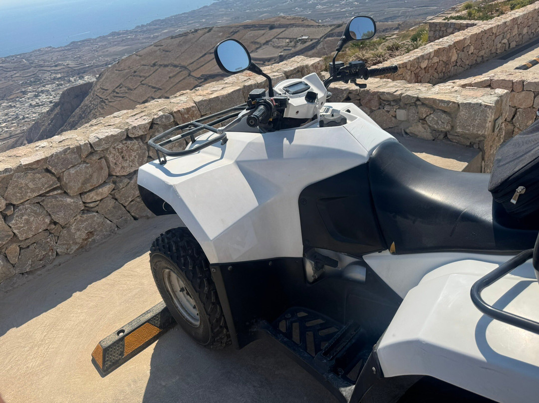 Pyrgos Rent a Car Santorini-皮尔戈斯必去景点