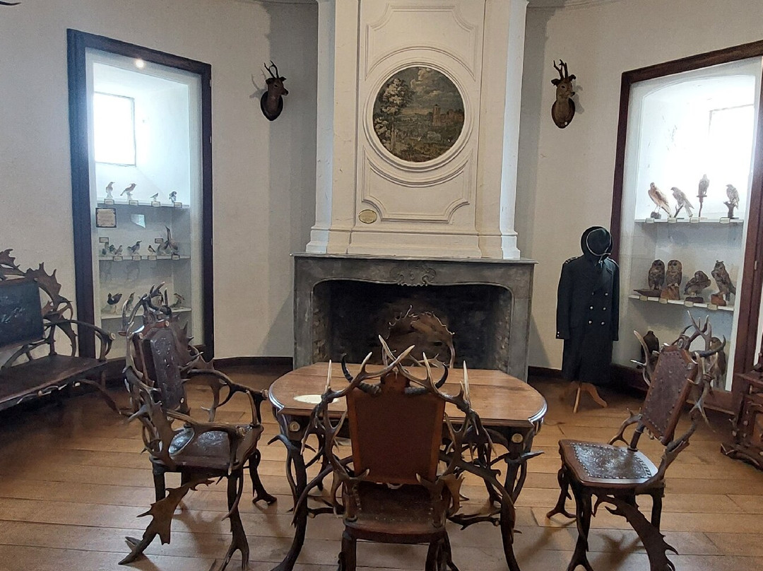 Le Chateau de Lavaux Sainte-Anne-Lavaux-Sainte-Anne必去景点