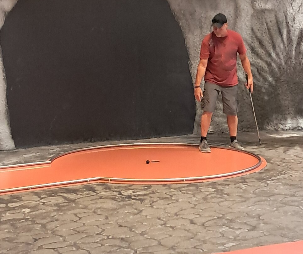 Juhls Minigolf-罗纳必去景点