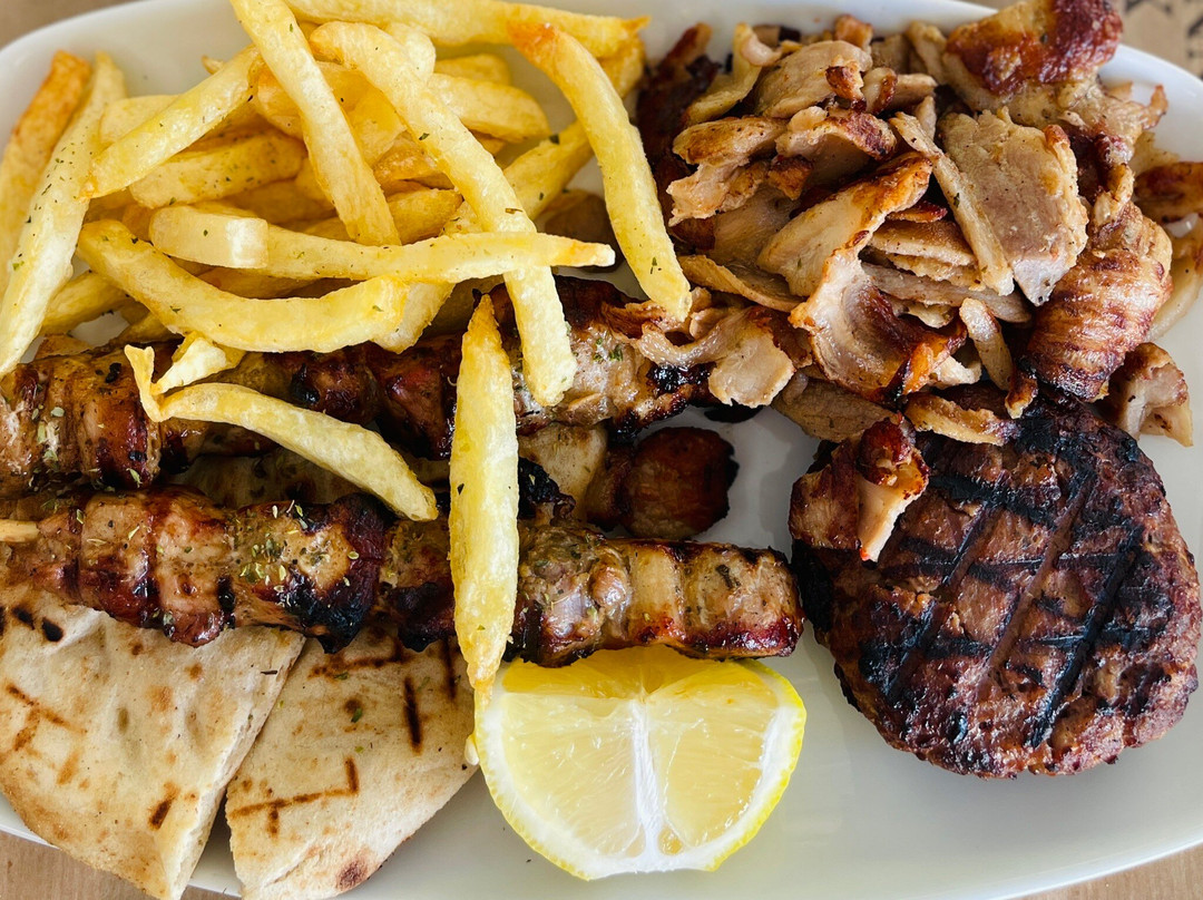 1900 Traditional Greek Tavern