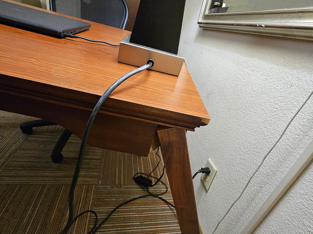 Hampton Inn Raleigh-Capital Boulevard North主图