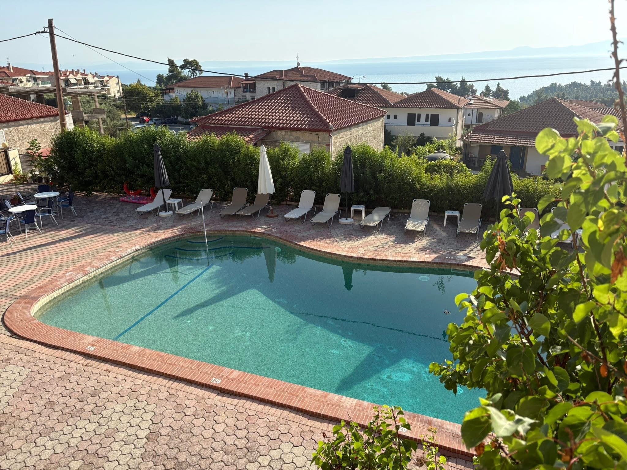 Skentos Hotel-官方