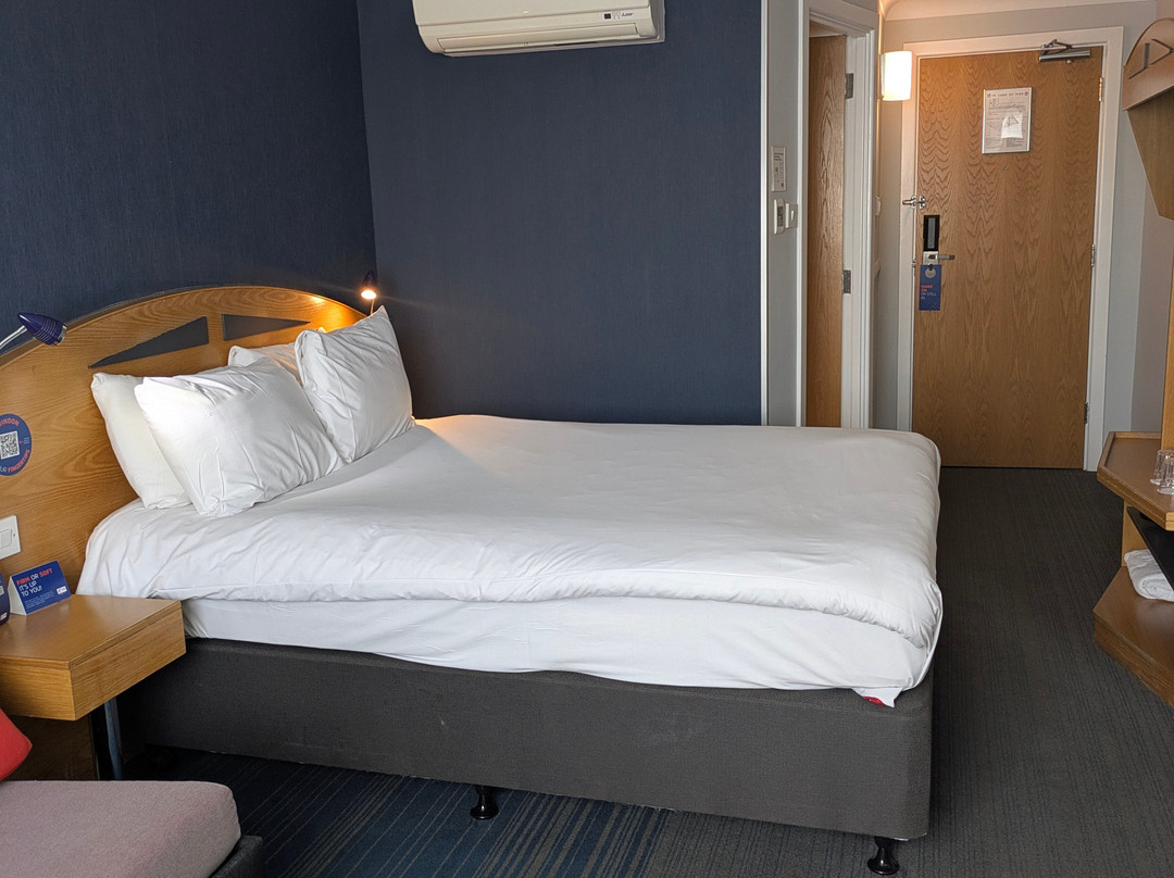 Holiday Inn Express Swindon West By IHG主图