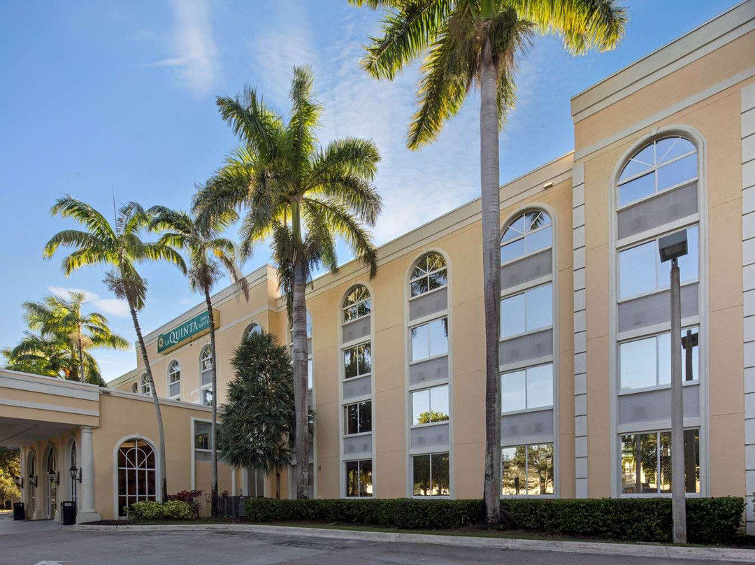 La Quinta Inn & Suites by Wyndham Sunrise主图