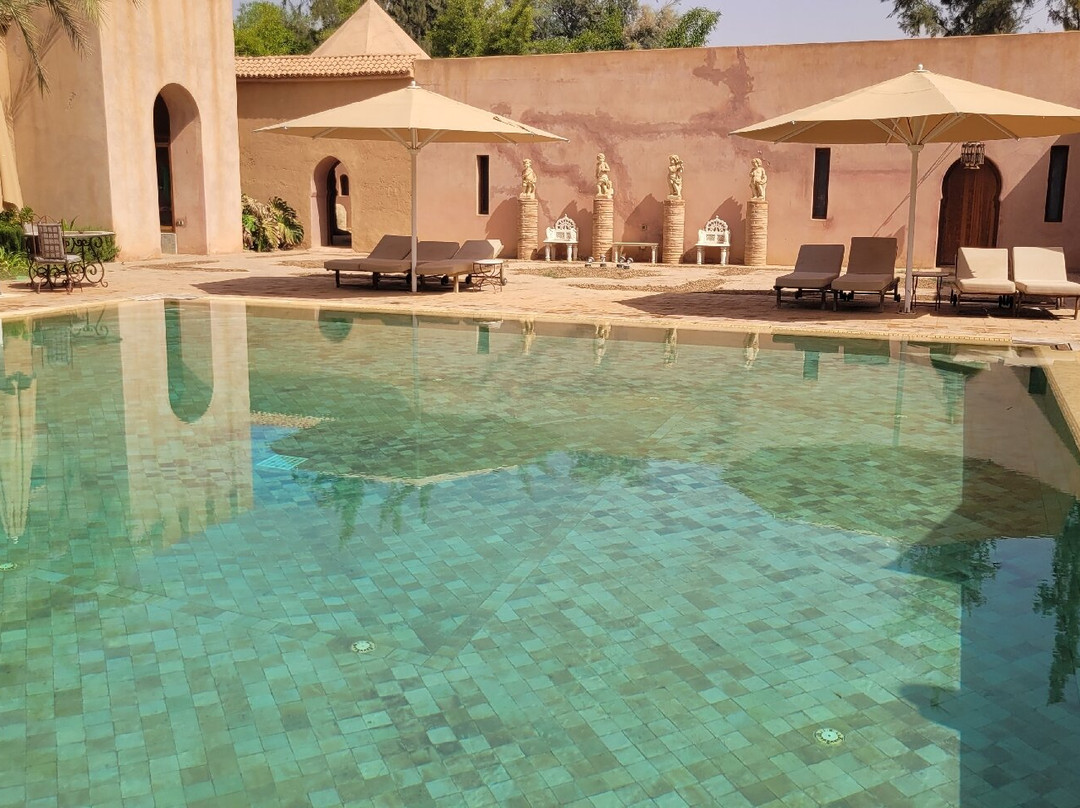 Palais Claudio Bravo主图