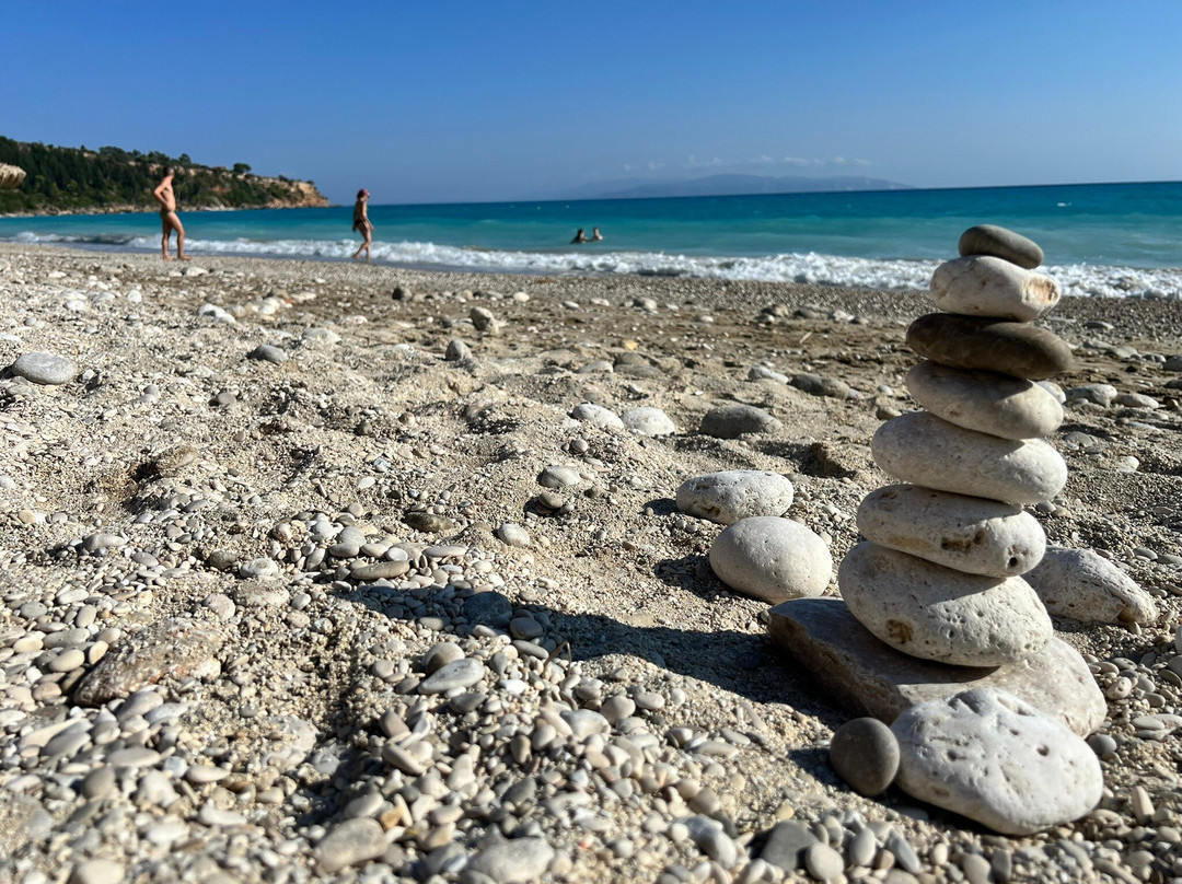 Lourdas (Lourdata) Beach-Lourdata必去景点
