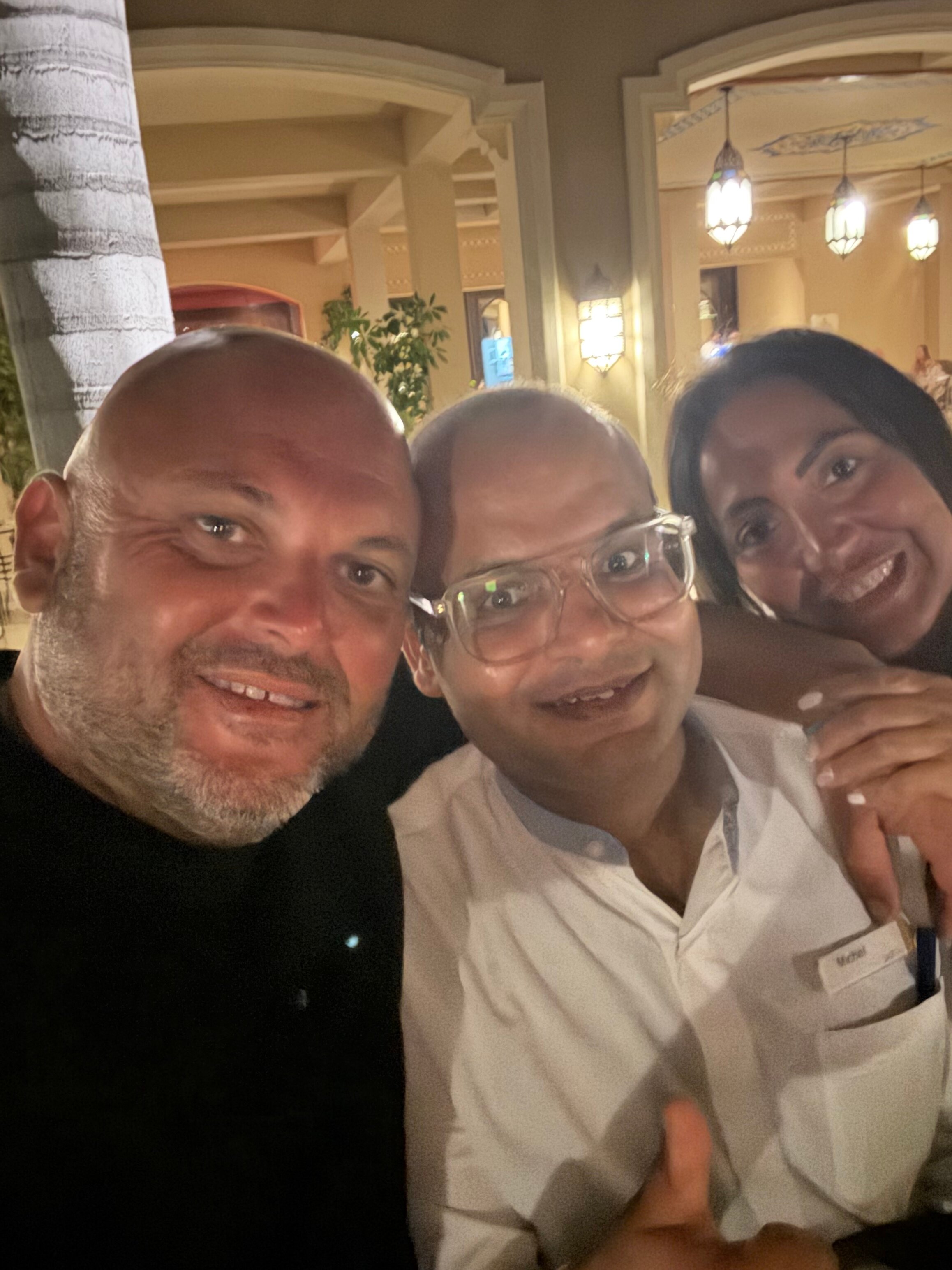 JAZ Oriental, Almaza Bay-官方
