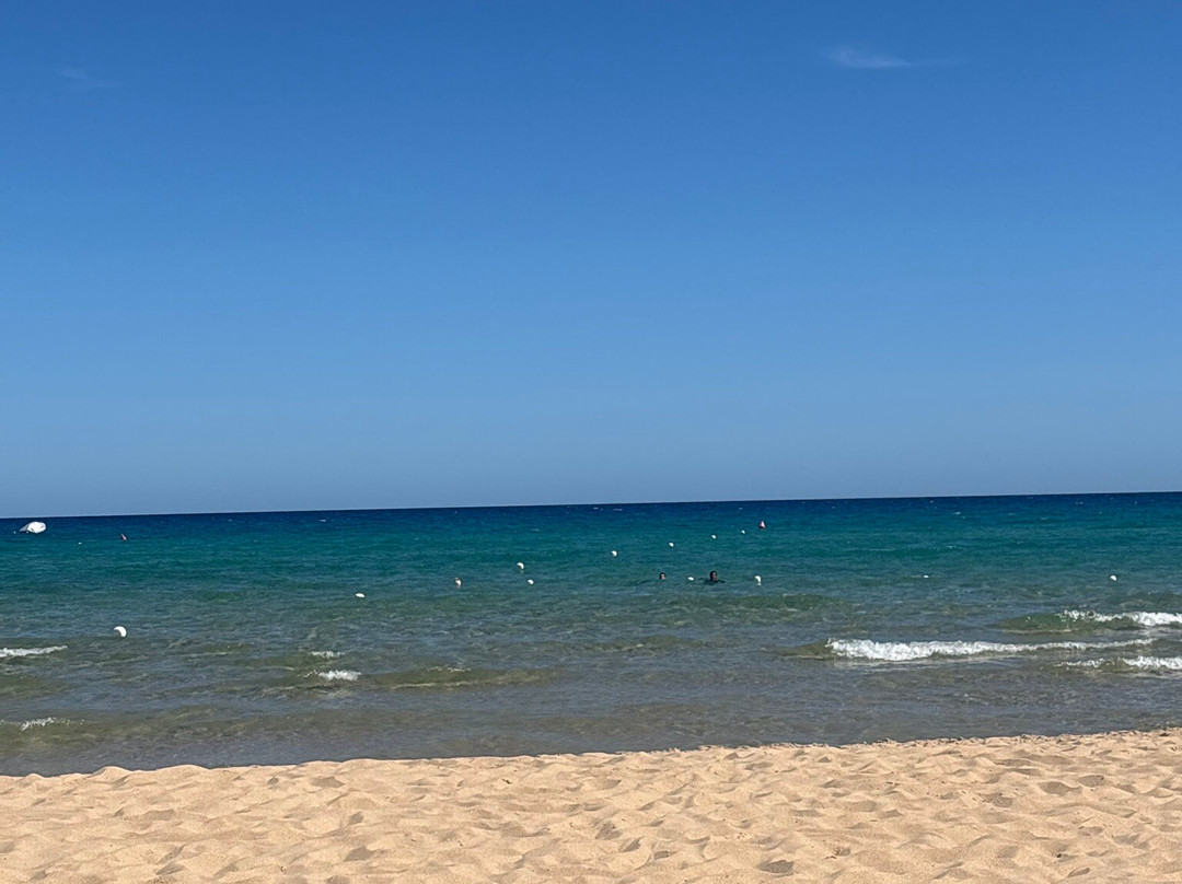 Spiaggia Su Giudeu-Domus de Maria必去景点