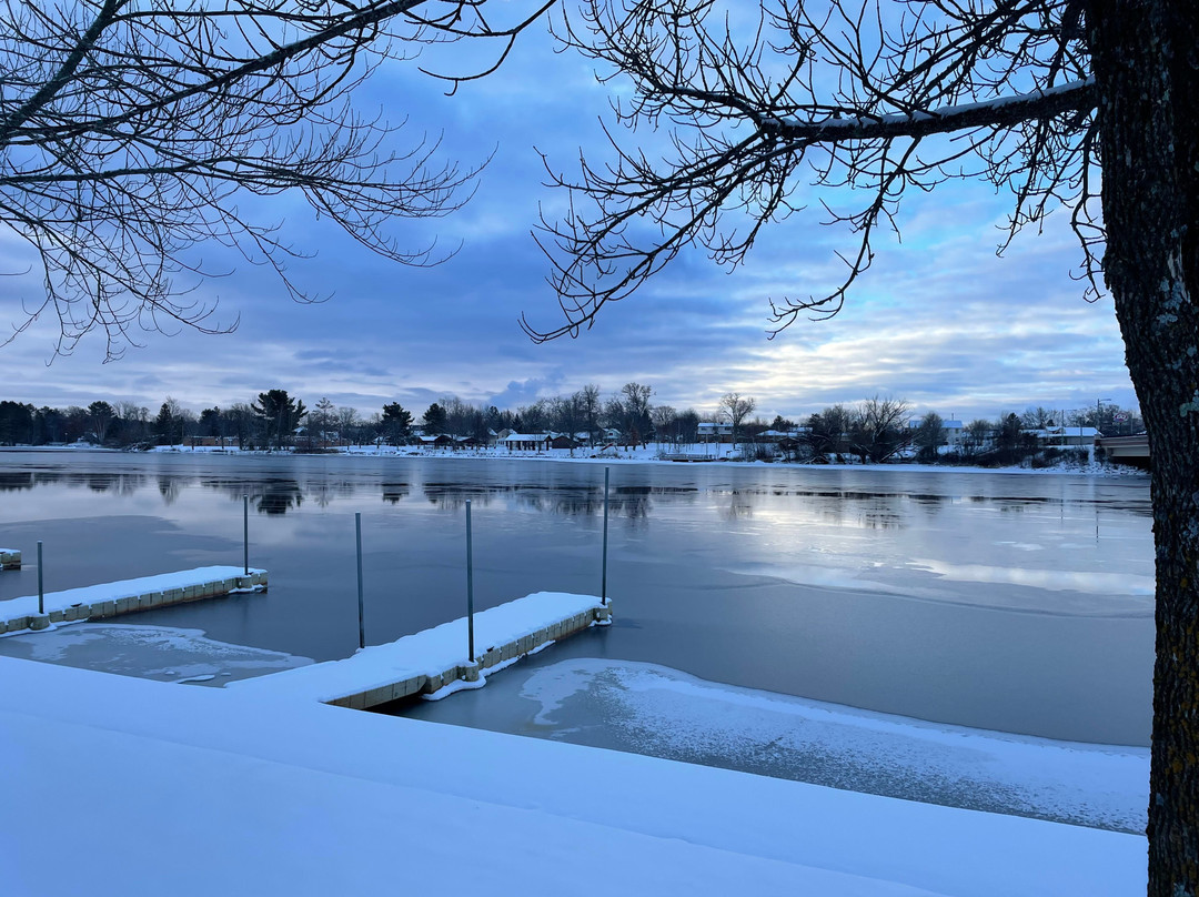 Bridge Inn Tomahawk主图