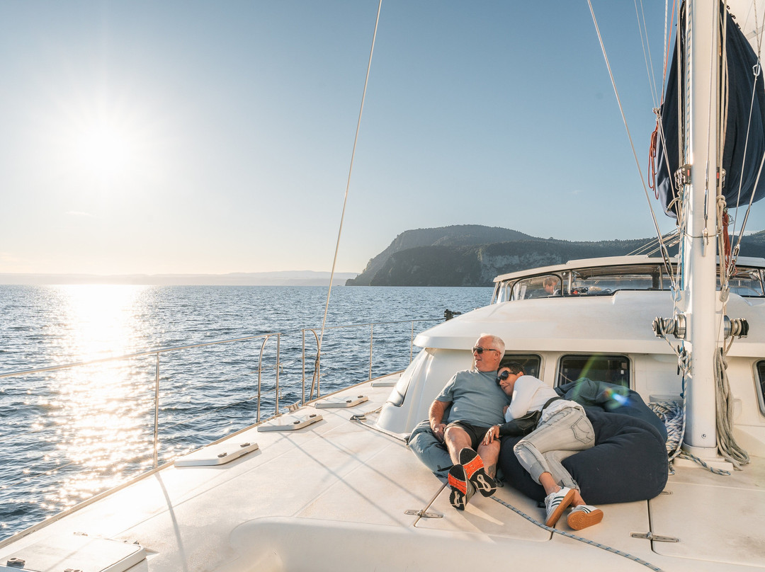 Taupo Sailing Adventures-Taupo Bay必去景点