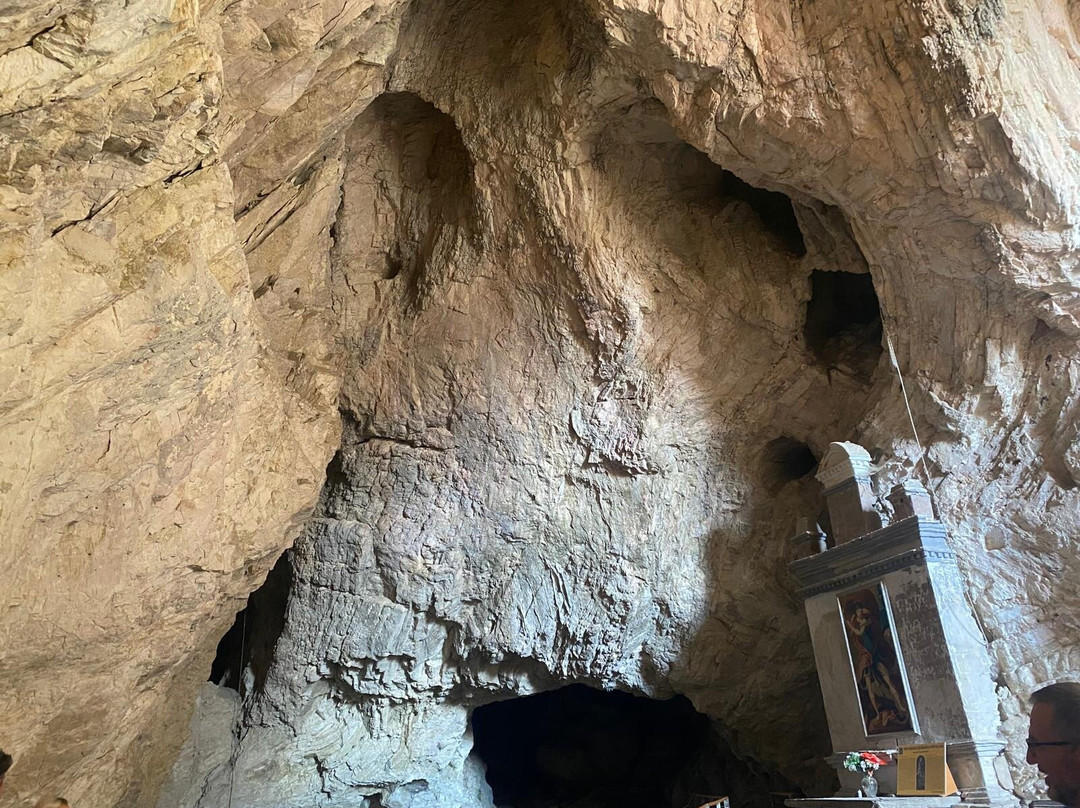 Eremo Grotta Sant'angelo-Civitella del Tronto必去景点