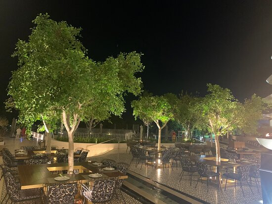 棕榈树水疗酒店主图