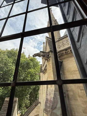 Queen’s Diamond Jubilee Galleries-伦敦必去景点