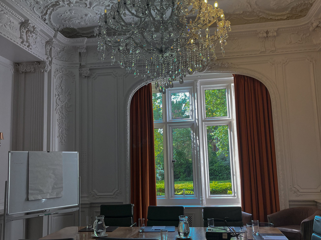 沃伦庄园酒店主图