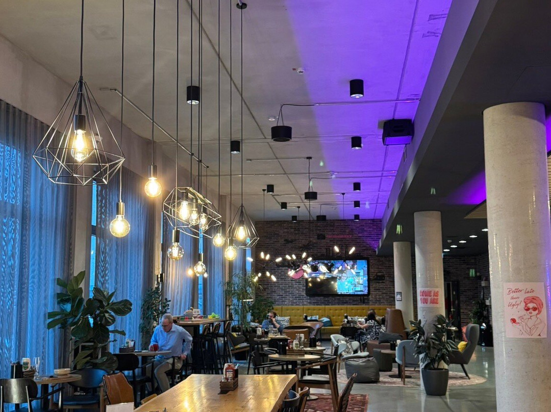 Moxy Frankfurt Airport Kelsterbach主图