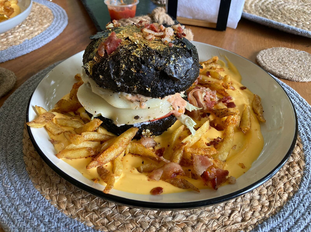 Gourmet Street Food By Oscar Brenes