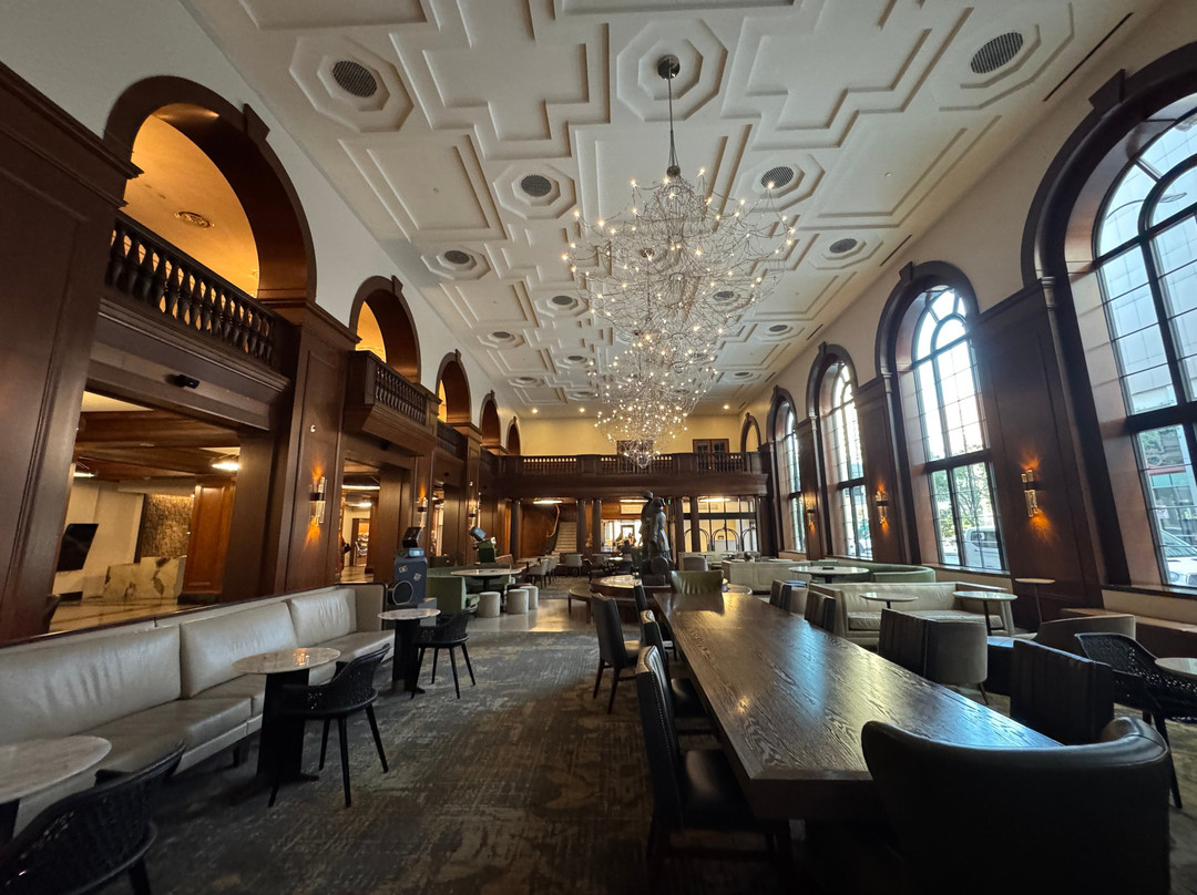 Hotel Fort Des Moines, Curio Collection by Hilton主图